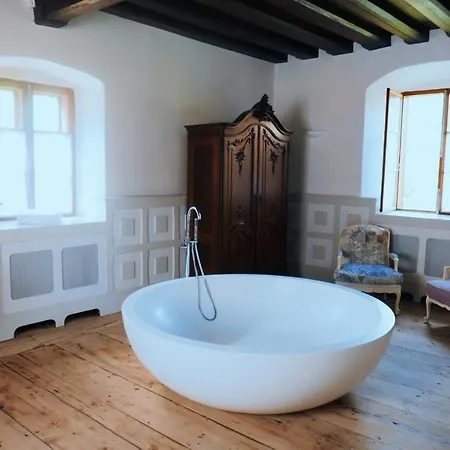 La Petite Ivy Villa Mühldorf