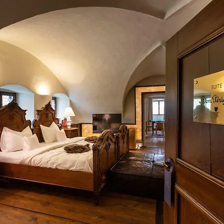La Petite Ivy Villa